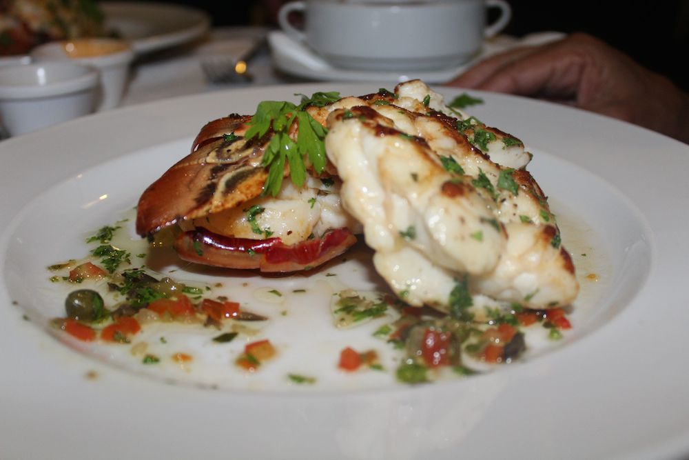 Lobster Starbien Restaurant Cuba