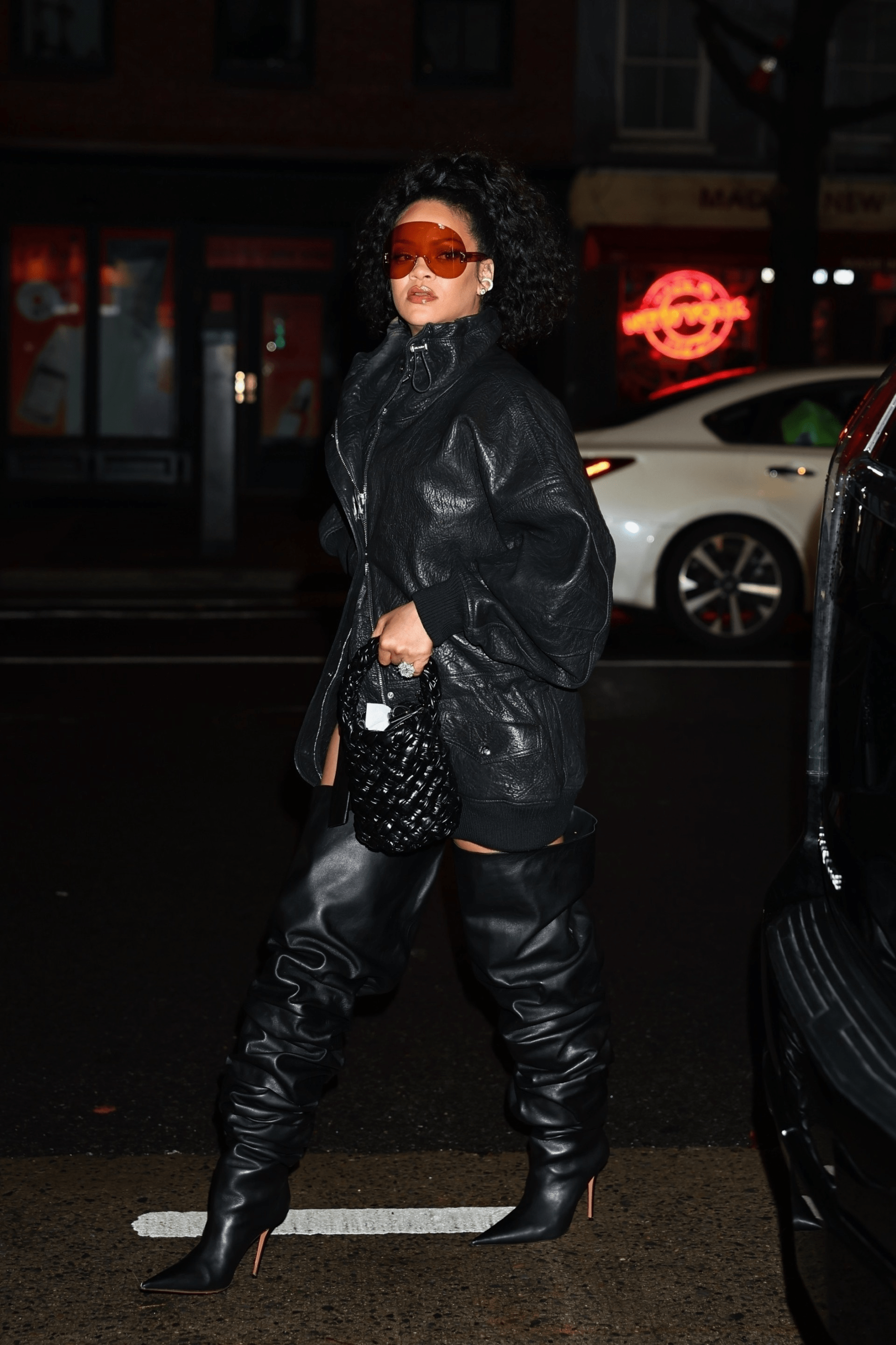 4 Rihanna Steps Out In New York City In Bottega Venetas Black Kalimero Bucket Bag