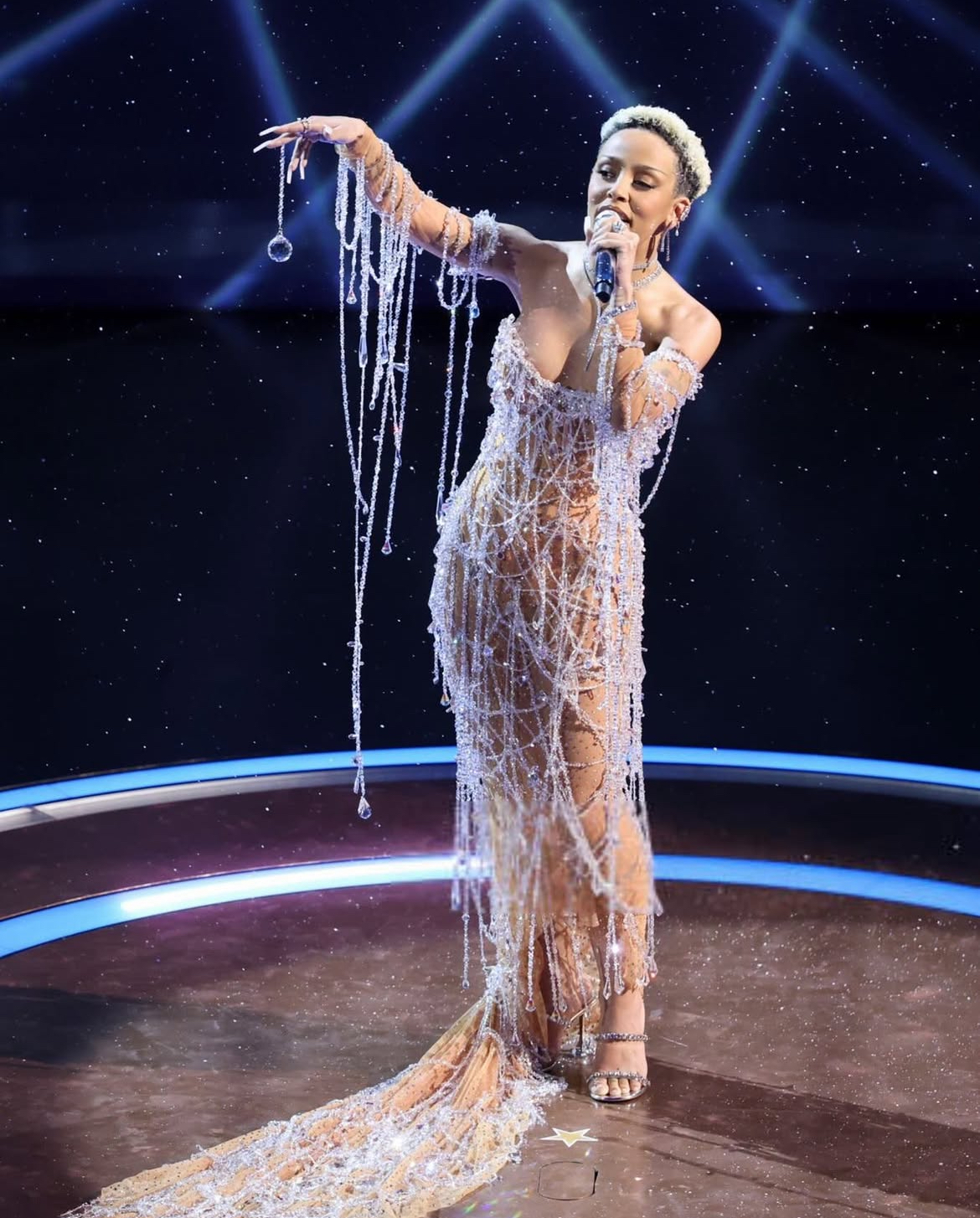 Best Dressed At The Oscars 2025 Doja Cat Stun In A Embellished Balmain Leopard Dress Cynthia Erivo Delivers Wow Factor In A Black Louis Vuitton Gown 1