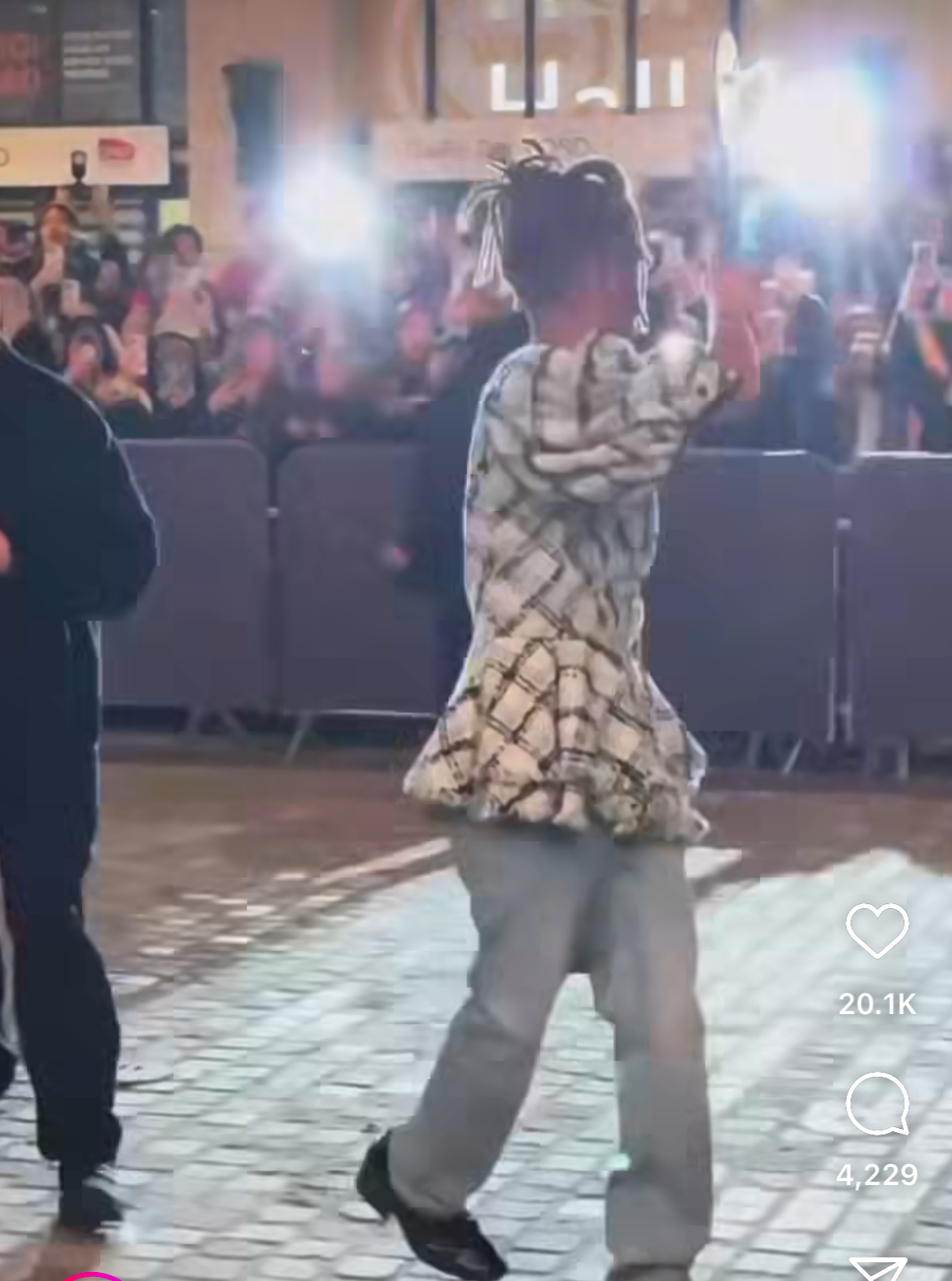 Jaden Smith Wore A Black And White Tweed Louis Vuitton SS25 Blazer With Light Blue Denim Jeans And A Petite Malle Bag To Paris Fashion Week Show 1