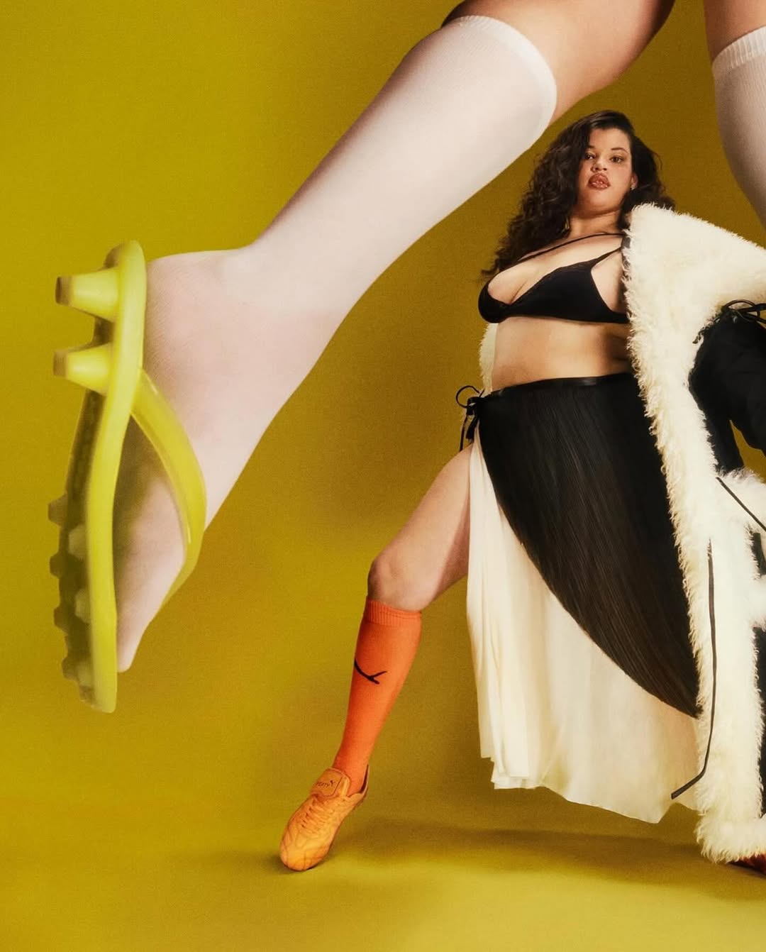 Rihanna New 90 Lime Sheen 22Cat Cleat22 Jelly Sandals Are A Summer Essential 2