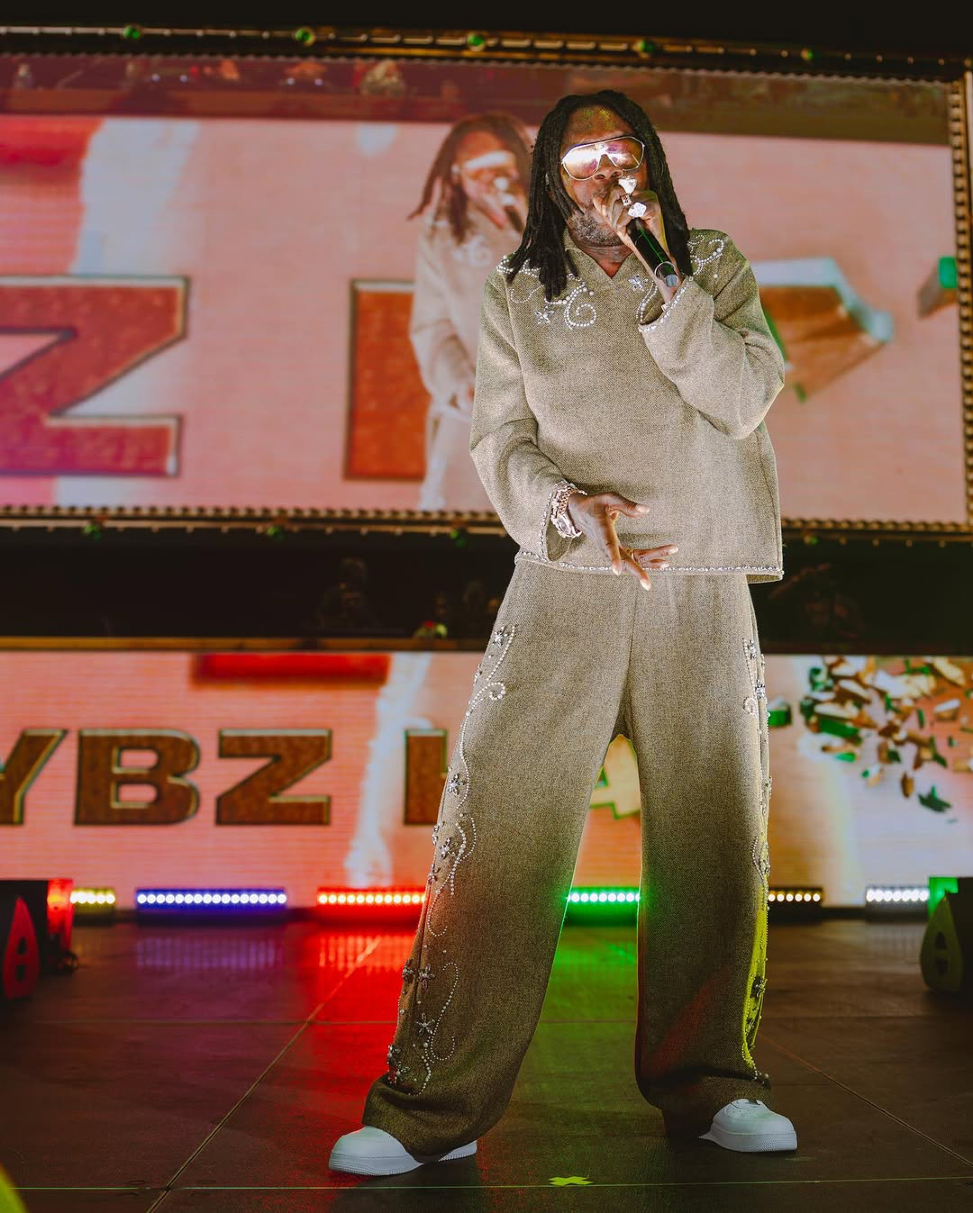 8 You Ask We Answer Vybz Kartel Wears A Birth Of Royal Child Embellished Sweater Pant Set While Performing At Barclays Center