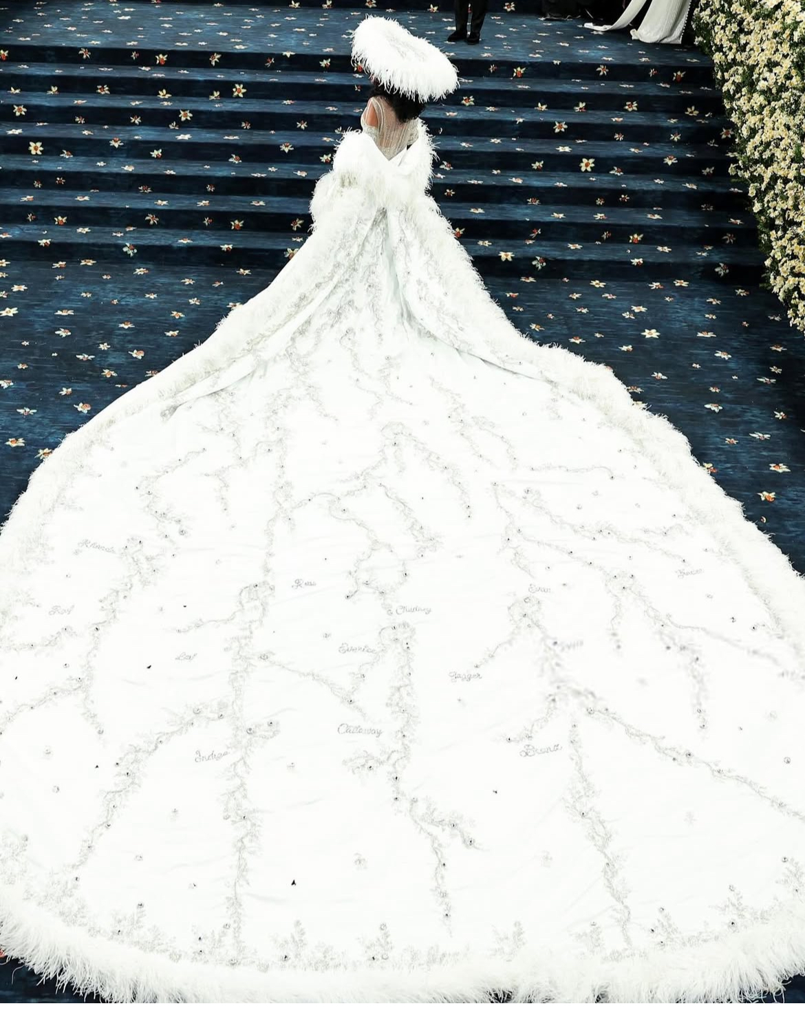 BeautyLifeFun Best Dressed At The 2025 MET Gala Superfine Tailoring Black Style 15