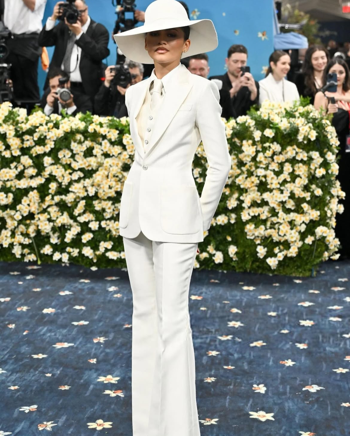 BeautyLifeFun Best Dressed At The 2025 MET Gala Superfine Tailoring Black Style 21