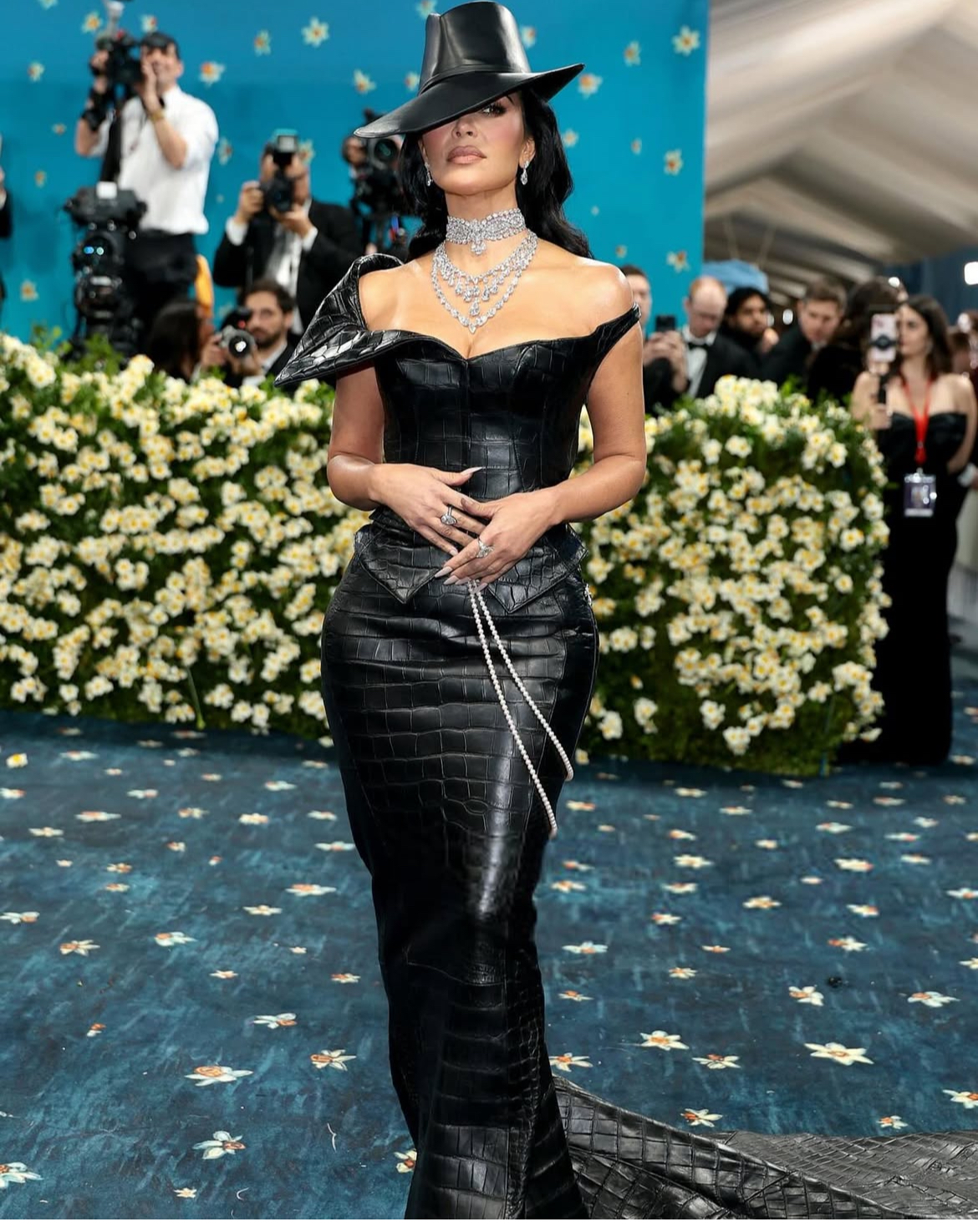 BeautyLifeFun Best Dressed At The 2025 MET Gala Superfine Tailoring Black Style 35