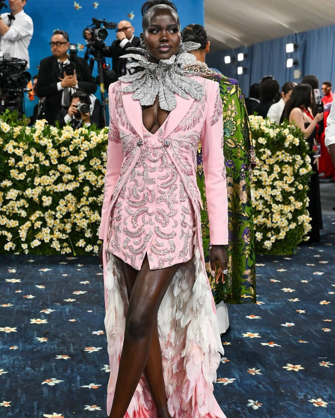 BeautyLifeFun Best Dressed At The 2025 MET Gala Superfine Tailoring Black Style 46