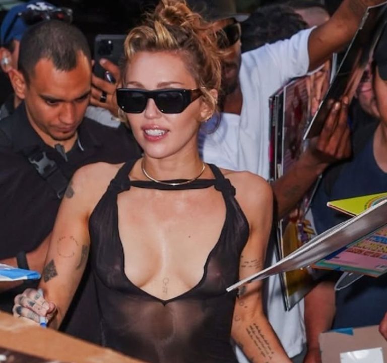 Miley Cyrus Wore a Black Ludovic de Saint Sernin ‘Carrie’ Dress to Celebrate ‘Something Beautiful’