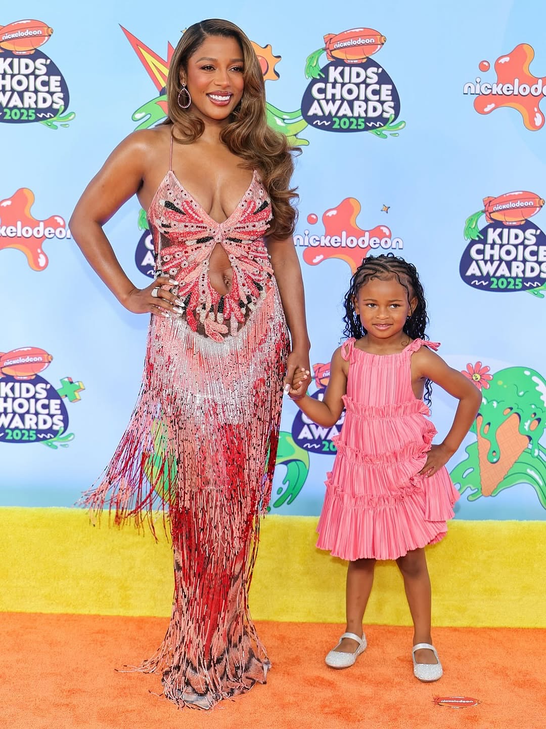 Victoria Monet Patbo Hazel Monet Kids Choice Awards Image 1750602718 1