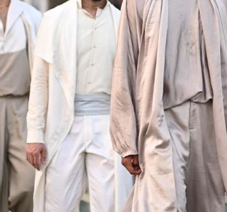 10 Ways to Elevate Your Weekend Style Without Trying Too Hard