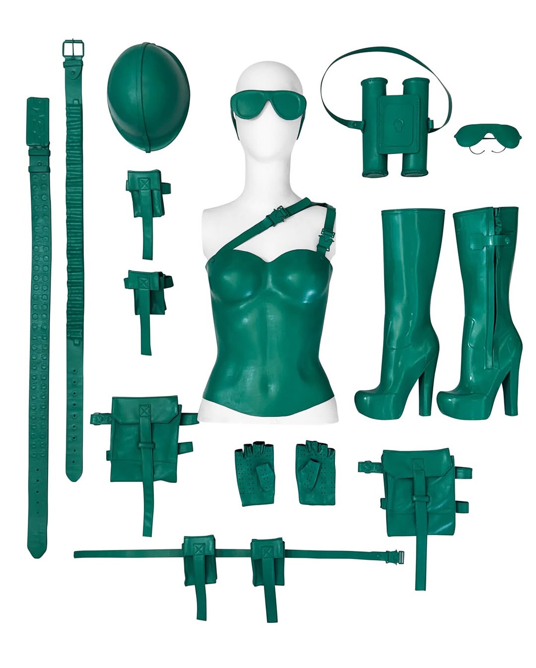 Mariah The Scientist Wears Custom Green SEKSLLC Look For Hearts Sold Separately Album Art Image 1752508799 10