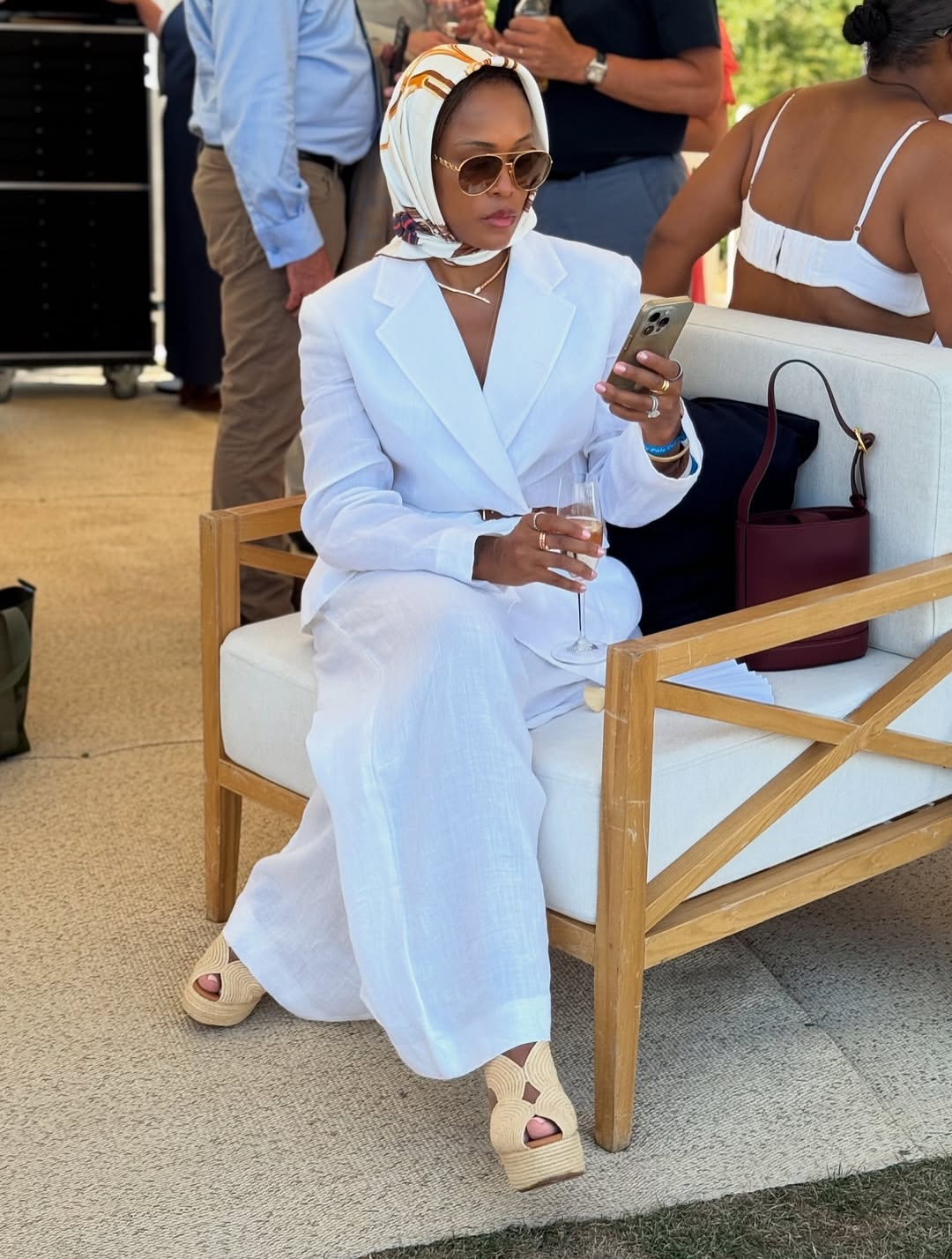 You Ask We Answer Eve Posed With Her Husband In A White Chloe Linen Suit With A 540 Equestrian Print Gucci Scarf 3