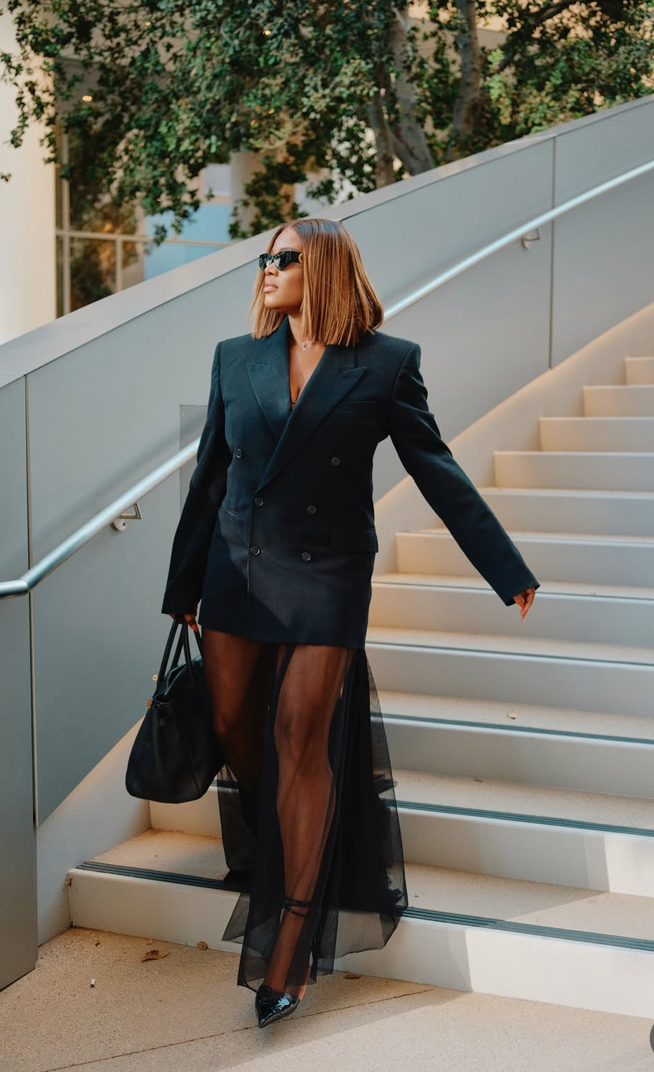 Dress Code Calls For Black And White Extraordinary Looks