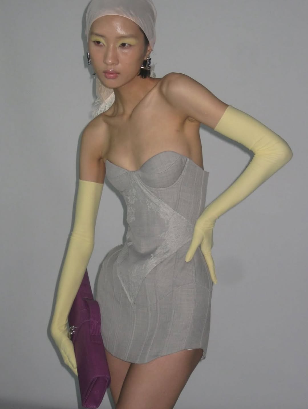 Ice Spice Posed In A Grey Fanci Club SS26 Dress To The Highest 2 Lowest Premiere In NY 3 2