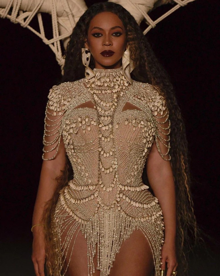 Beyonce In Laurel Dewitt Cowrie Shell Harness For The Lion King Spirit Video 1720023828 66857b145d7afjpg
