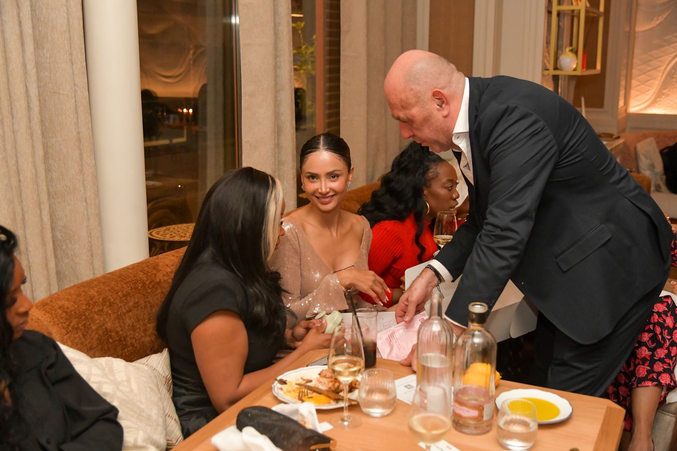 Uu BeautyLifeFun And Billionaire Beauty Brand Co Host Paris Fashion Week Kick Off Dinner At La Baia