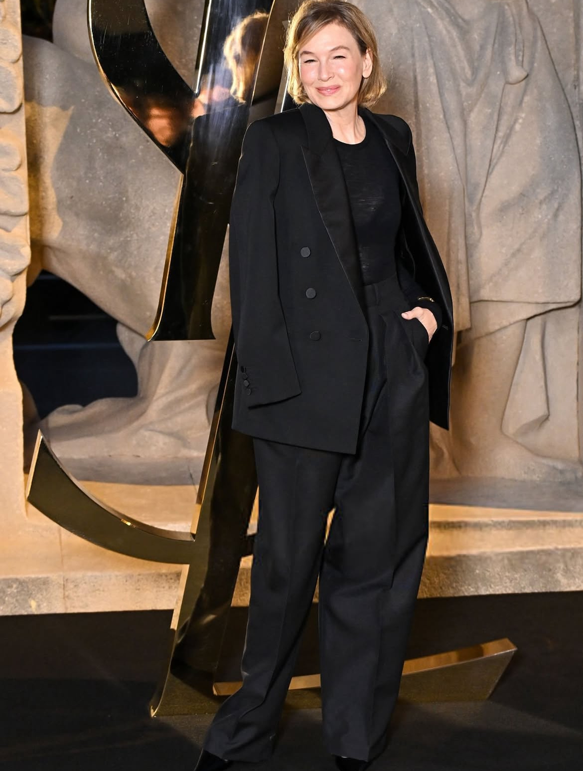 On The Scene At The Saint Laurent SS26 Paris Fashion Week Show Including Teyana Taylor Zoe Kravitz Hailey Bieber Kate Moss More 10