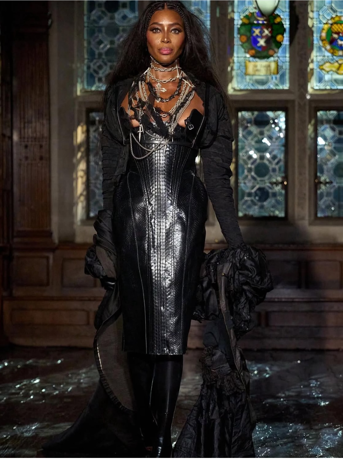 Teyana Taylor In A Black Tamara Ralph Dress Kim Kardashian In A Black Dilara Findikoglu Look Sarah Paulson In A Lime Green Dress More 3