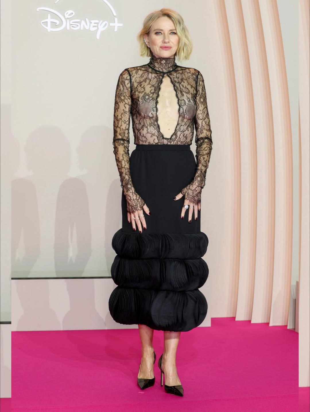 Naomi Watts In Valentino Alls Fair Hulu