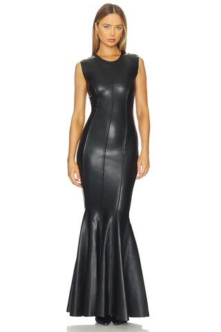 Niecy Nash Norma Kamali Fishtail