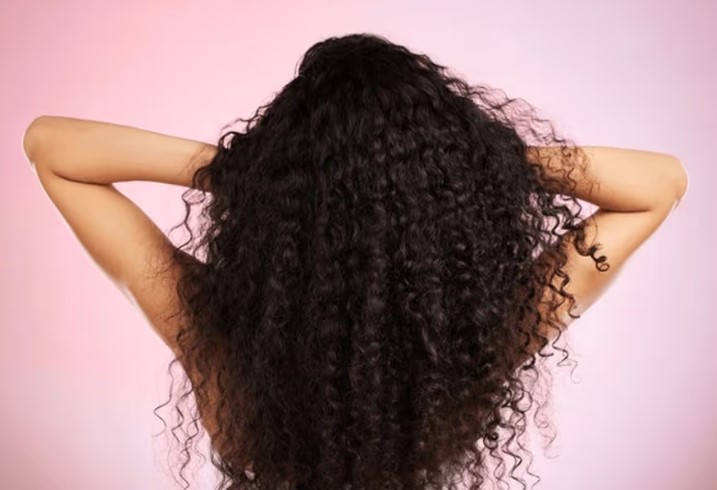 Understanding Your Hair Texture: A Guide to Working With Your Natural Hair Type