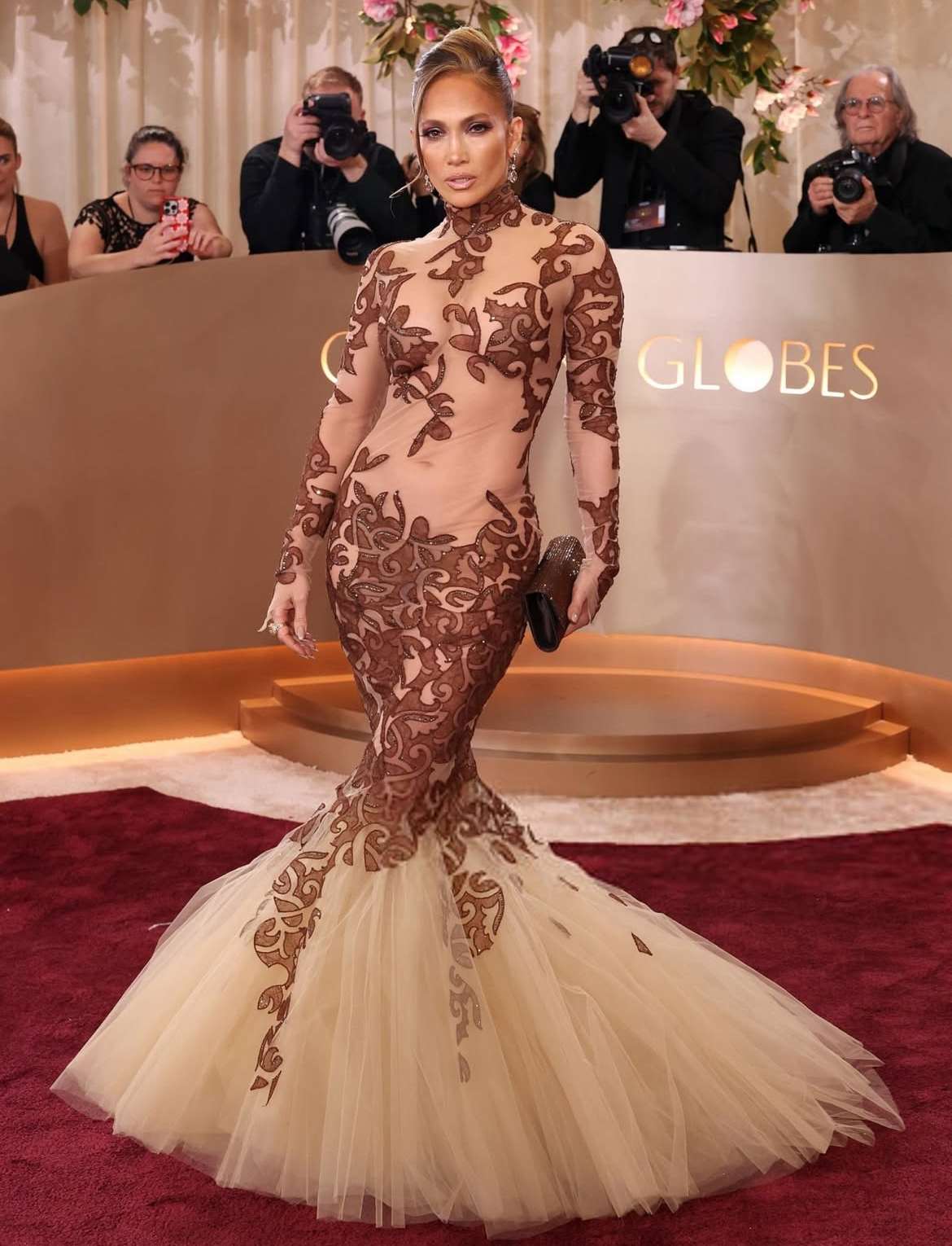 Top 10 Best Dressed At The 83rd Golden Globes Rashidah Young 20