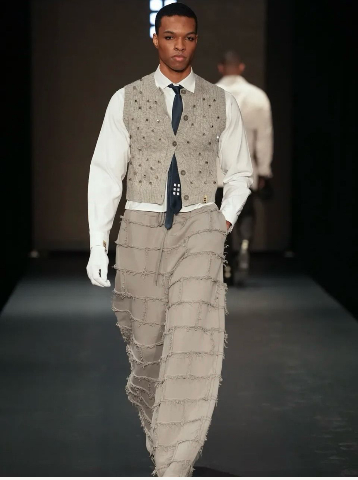 Romeo Hunte Redefines Modern Menswear At New York Fashion Week 7