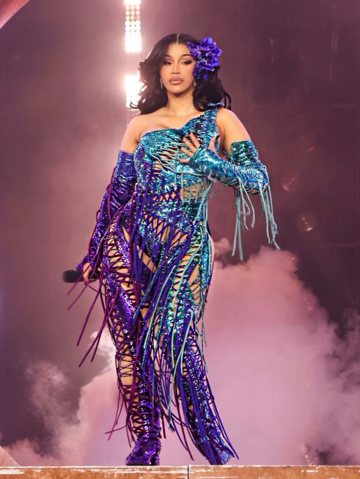 8 On Stage At The Little Miss Drama Tour Cardi B In Teal Plaid And Red Crystal Embellished Bryan Hearns Looks