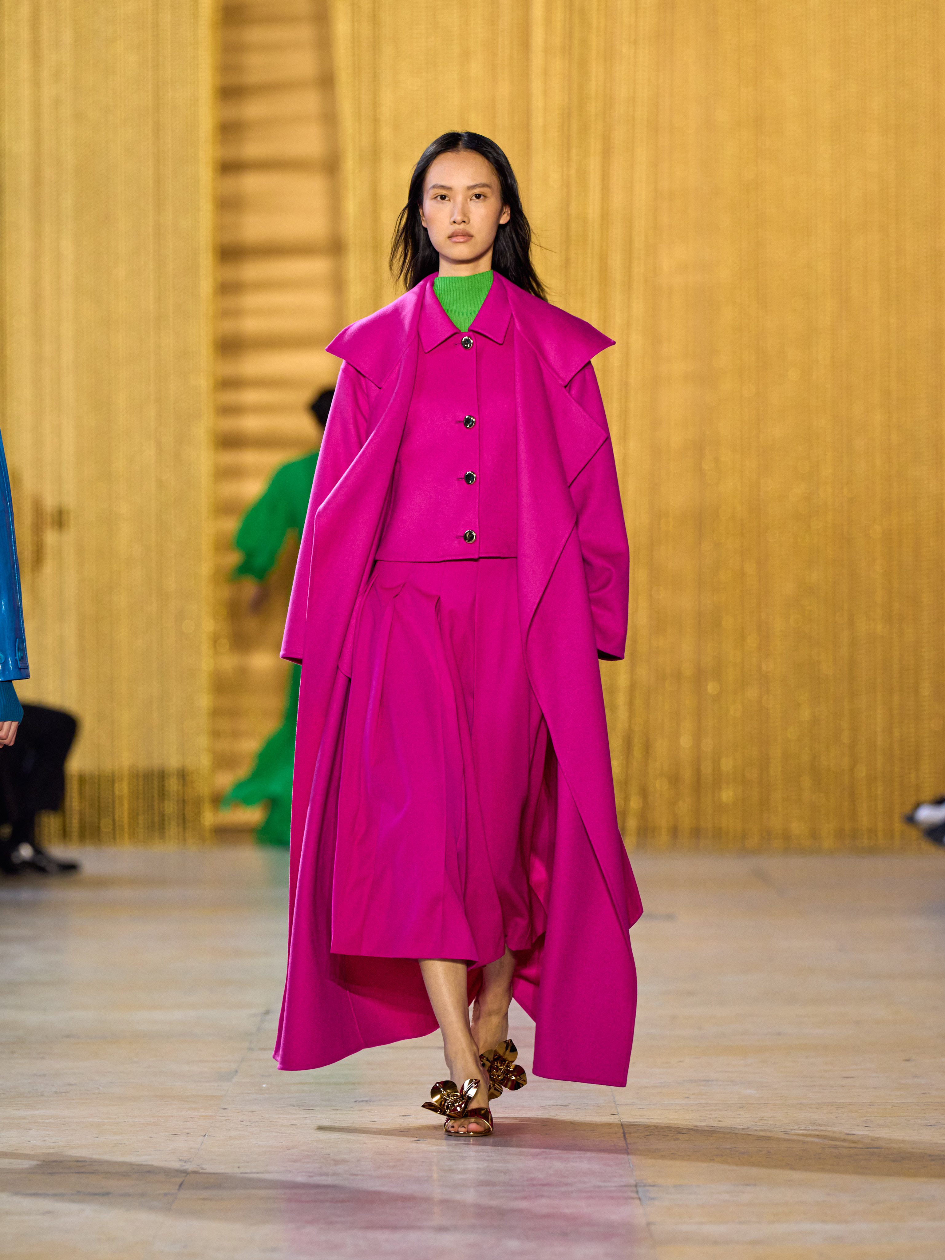 Akris 01 ROS Front FW26 3x4 039 7ccbff