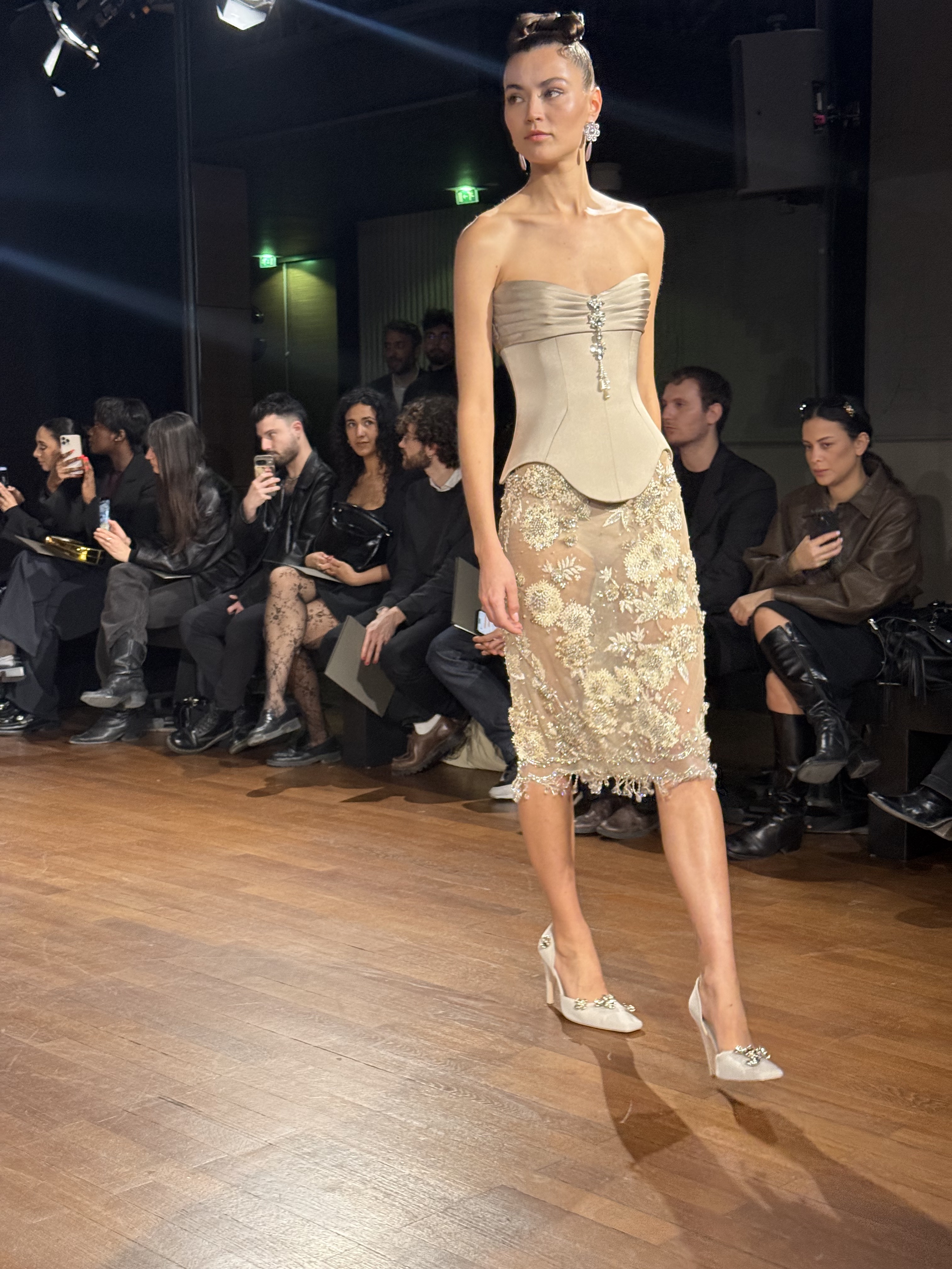 Georges Hobeika Fall 2026 Paris Fashion Week Show Review Lace Feathers And Beaded Evening Glamour IMG 8841