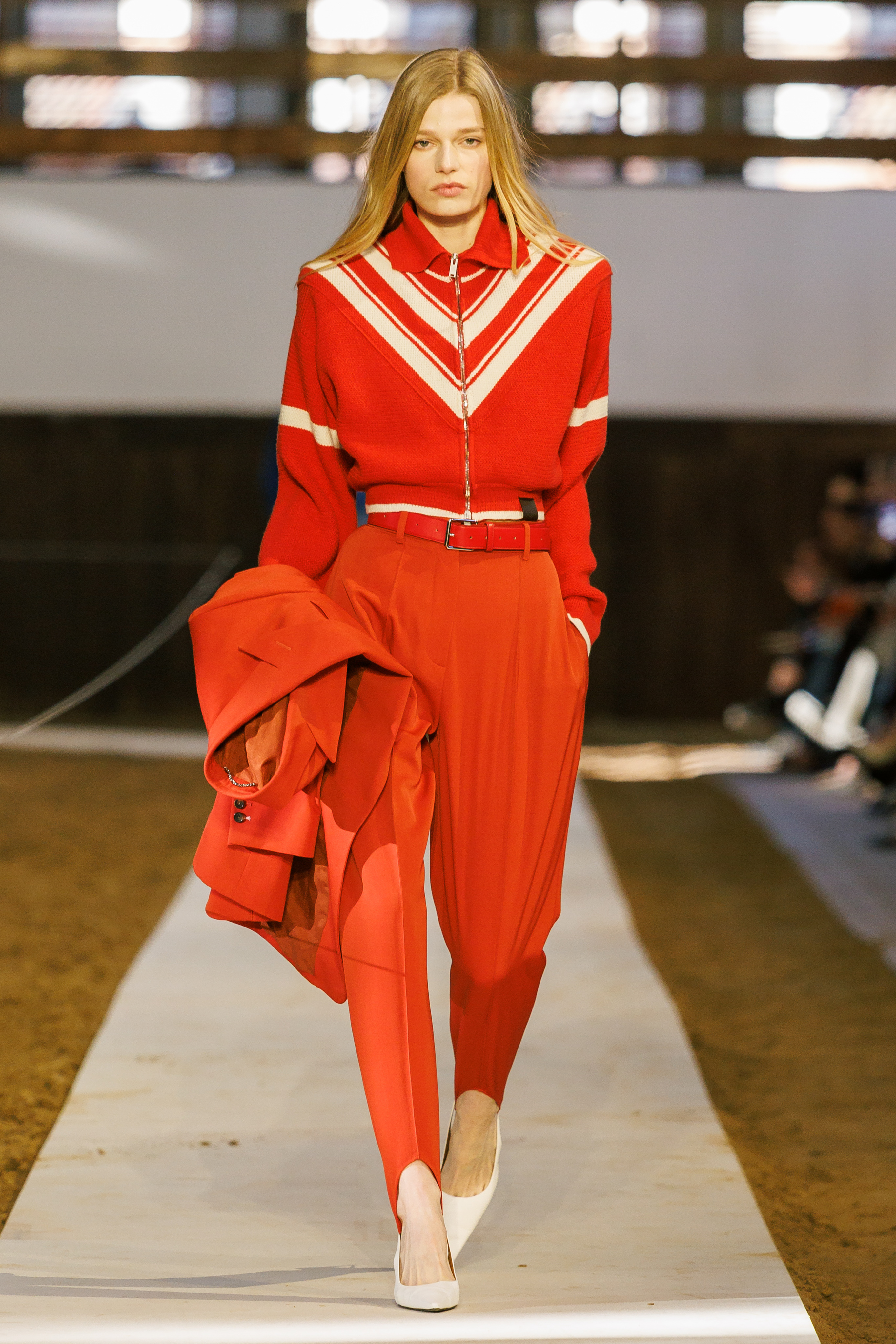 Paris Fashion Week Stella McCartney Debuts Winter 2026 Show Blending Past And Present 2