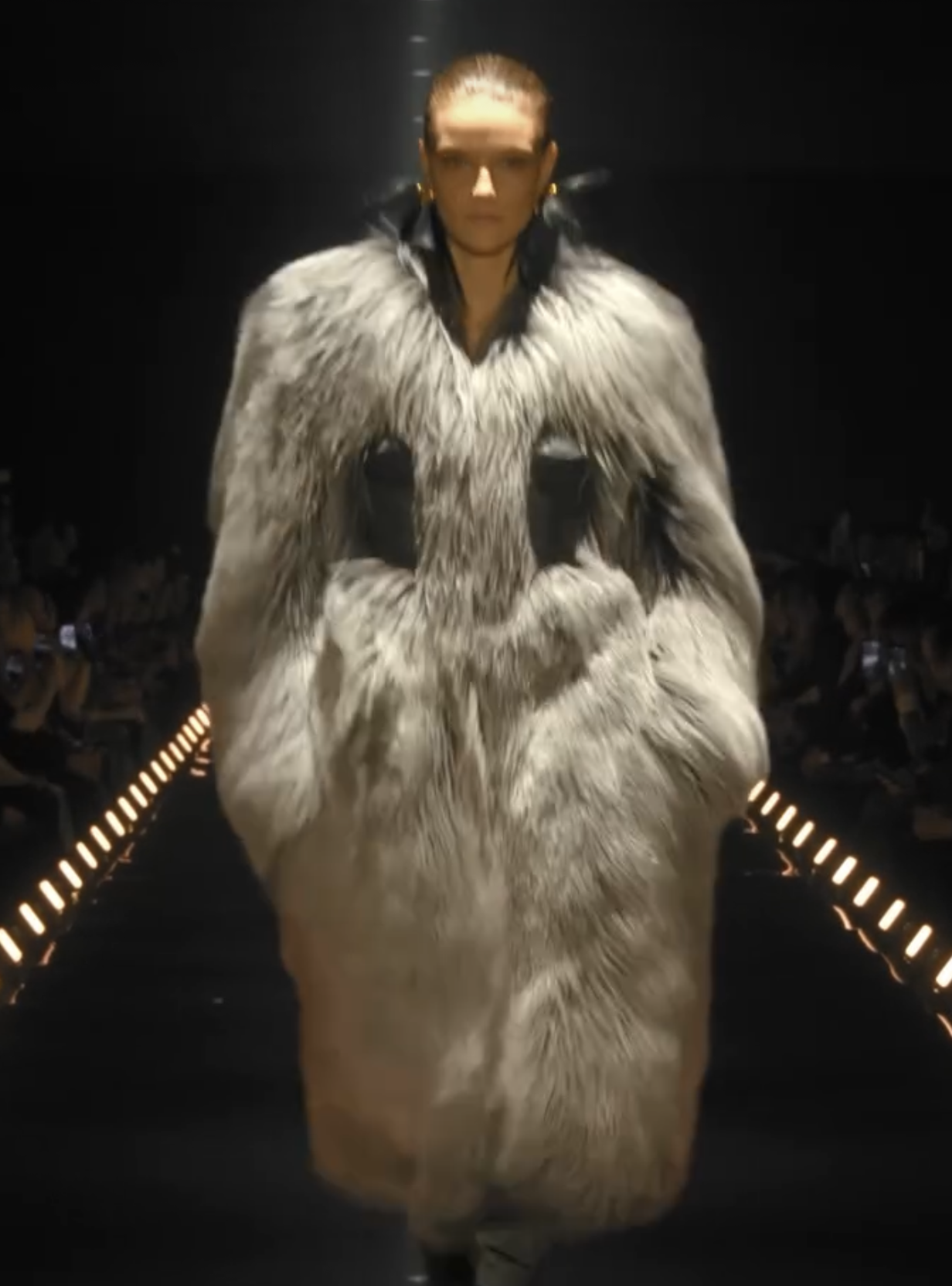 Show Review Schiaparelli Fall 2026 At The Louvre With Sculptural Tailoring Sheer Knits And Faux Fur Coats IMG 8557