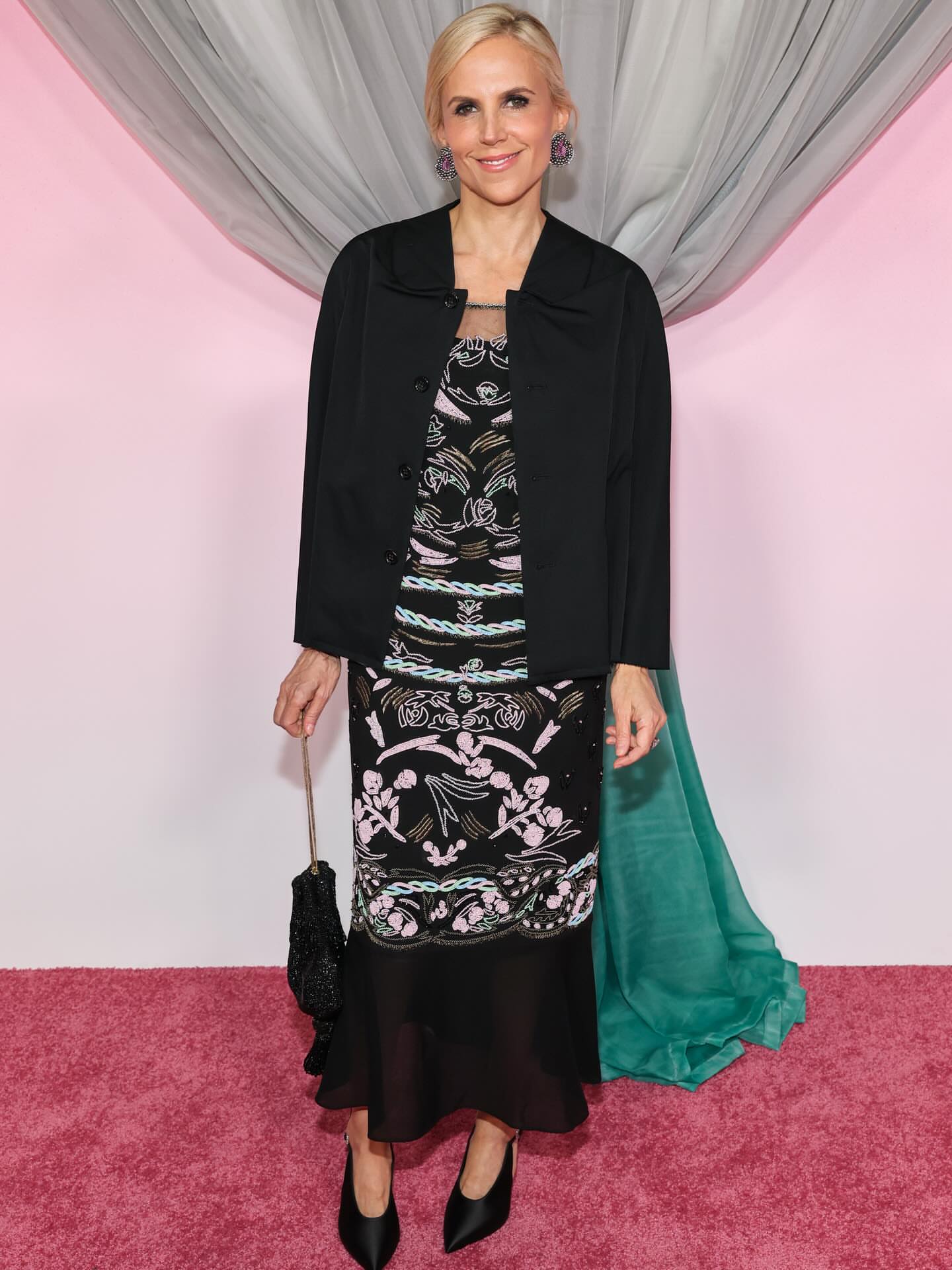 On The Scene At The Fashion Trust US Awards Olandria Erykah Badu Mindy Kaling And More Celebrate American Design Talent Image 1775658906 11