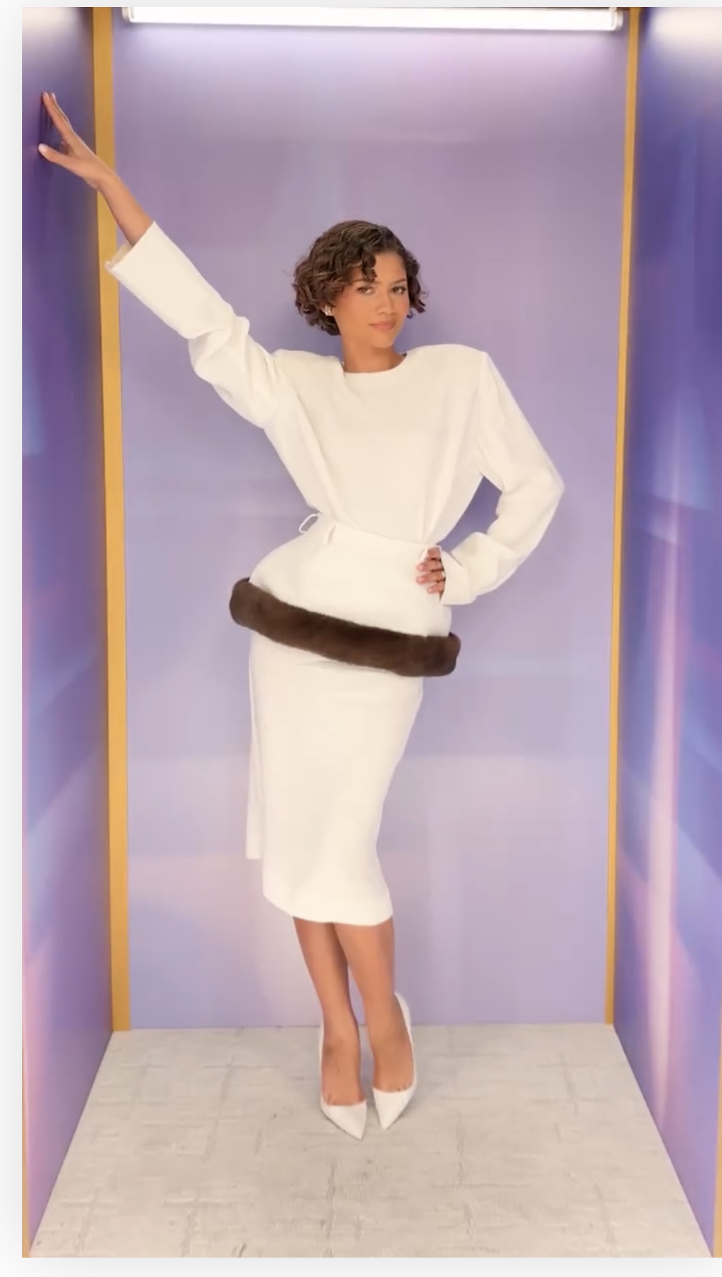 Zendayas The Drama Slay Continues In Blue Schiaparelli Gown Zimmermann Corset Dress For Fallon Tonight Erdem And More IMG 2463