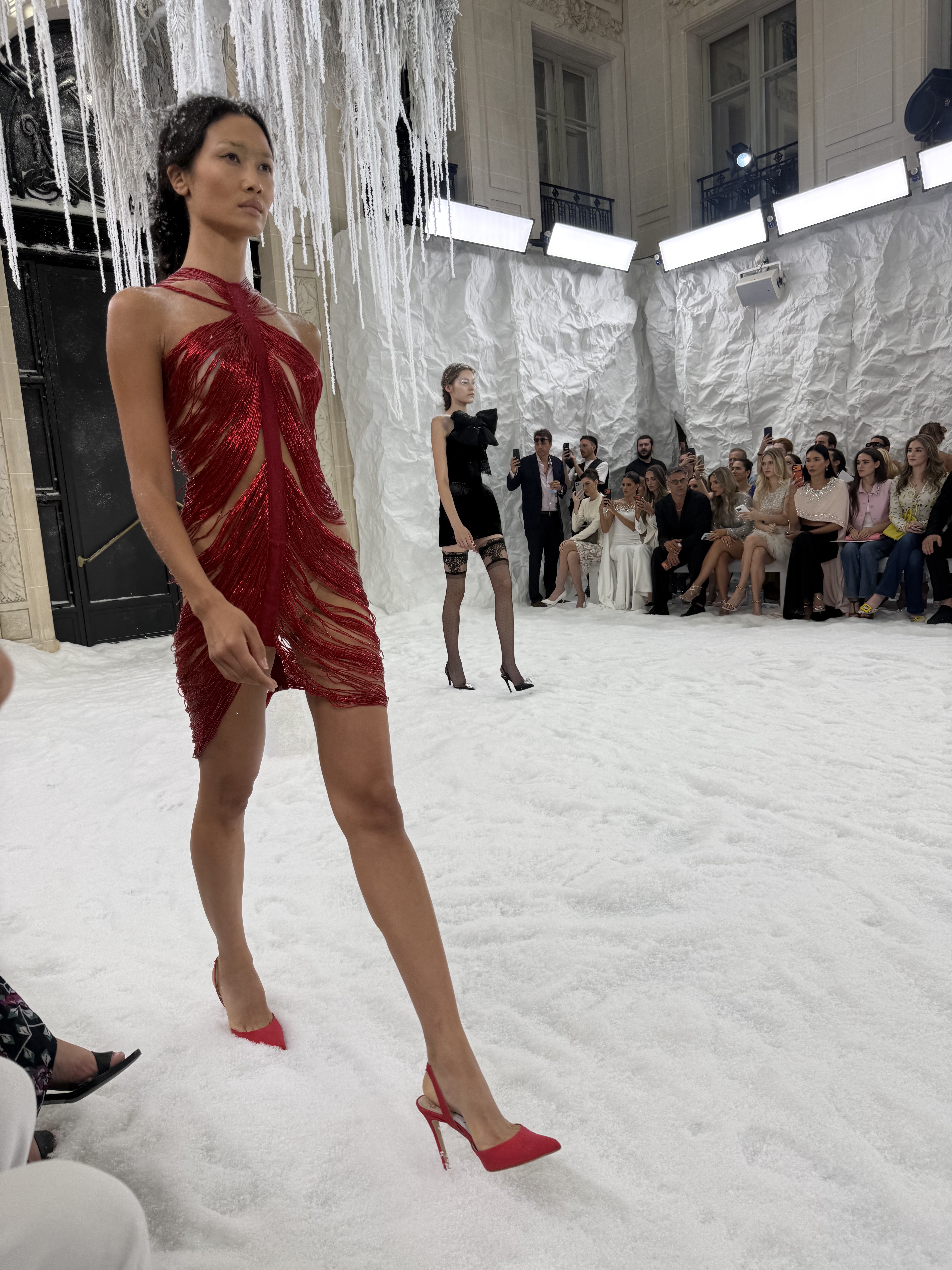 Celia Kritharioti Unveils Frozen Eden For Fall 2026 Couture And Jennifer Lopez Stops The Show Before It Even Starts IMG 6488