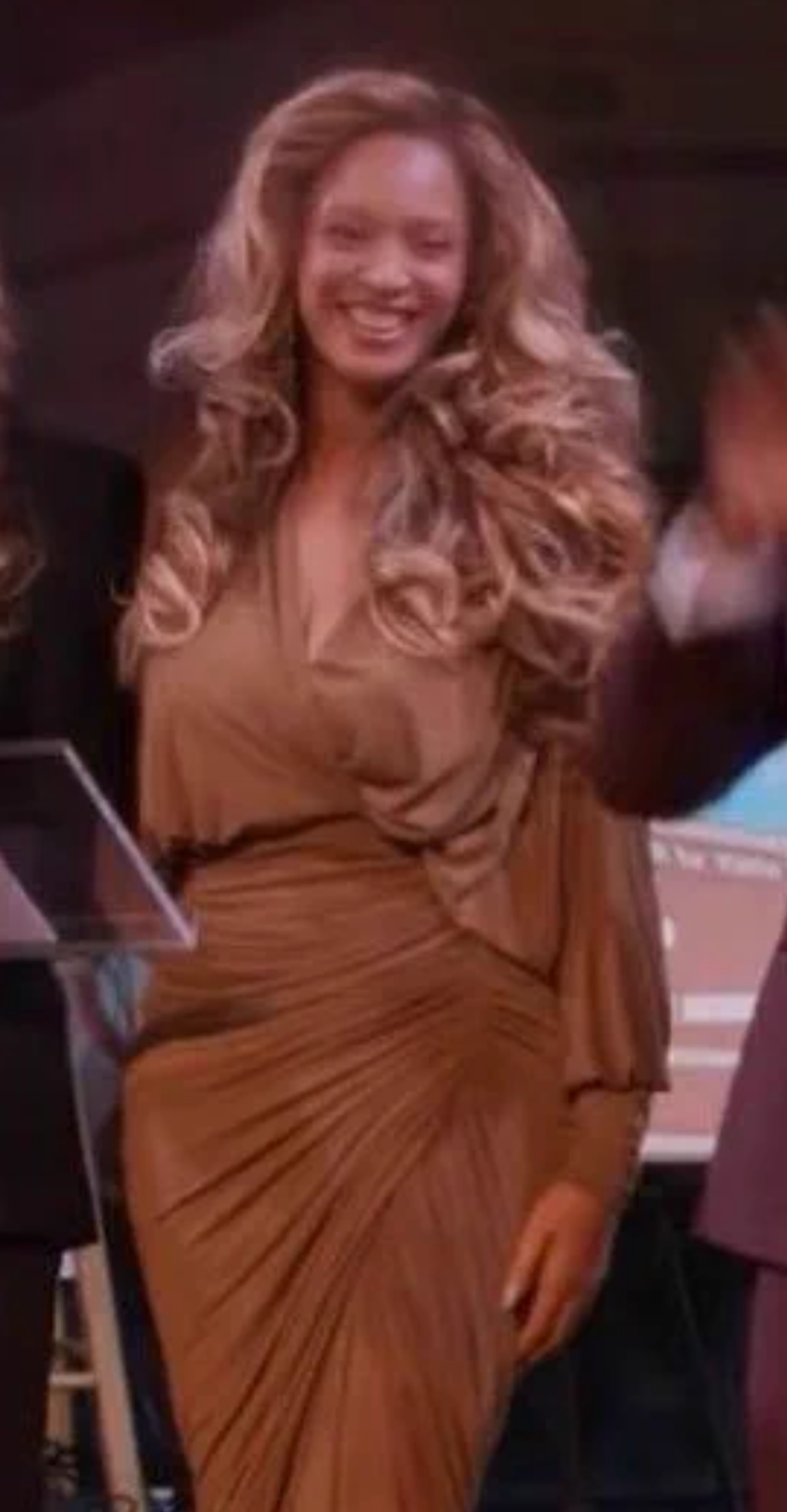 Beyonce Wore A 598 Et Ochs Antique Moss Matte Jersey Draped Midi Dress To The Knowles Rowland House Opening In Houston IMG 9198
